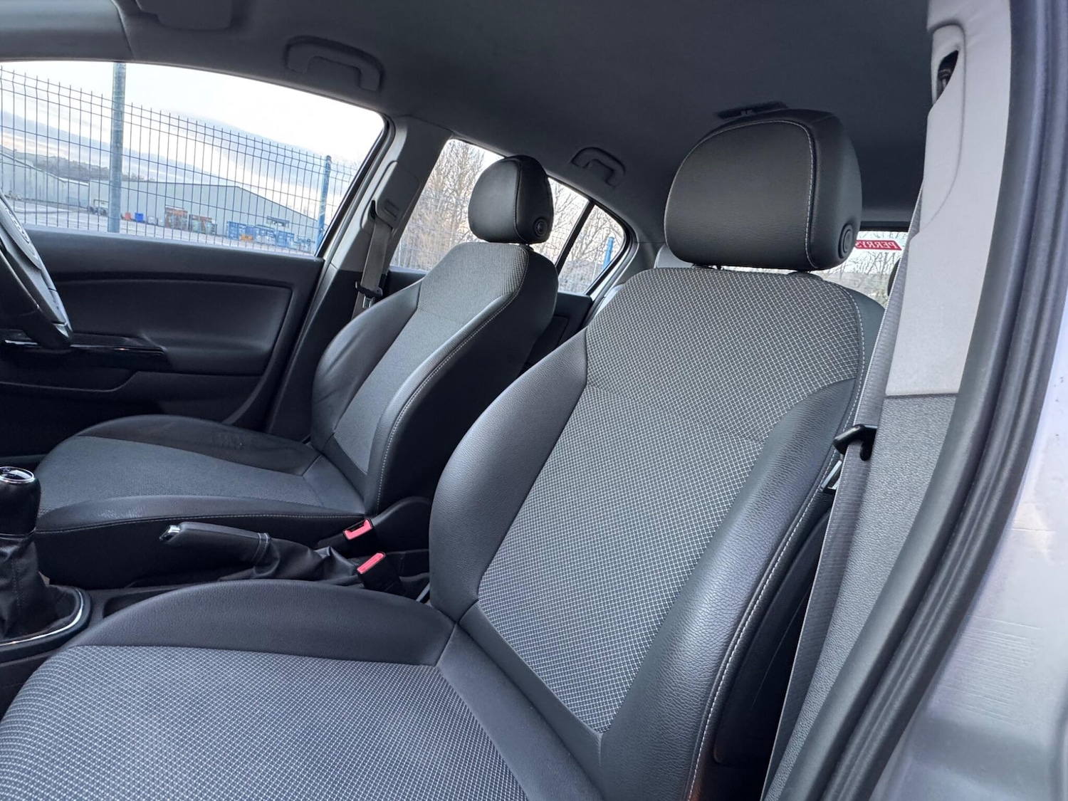 Used Vauxhall Corsa 2009 for sale - 77205099: Photo 27