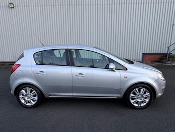 Used Vauxhall Corsa 2009 for sale - 77205099: Photo