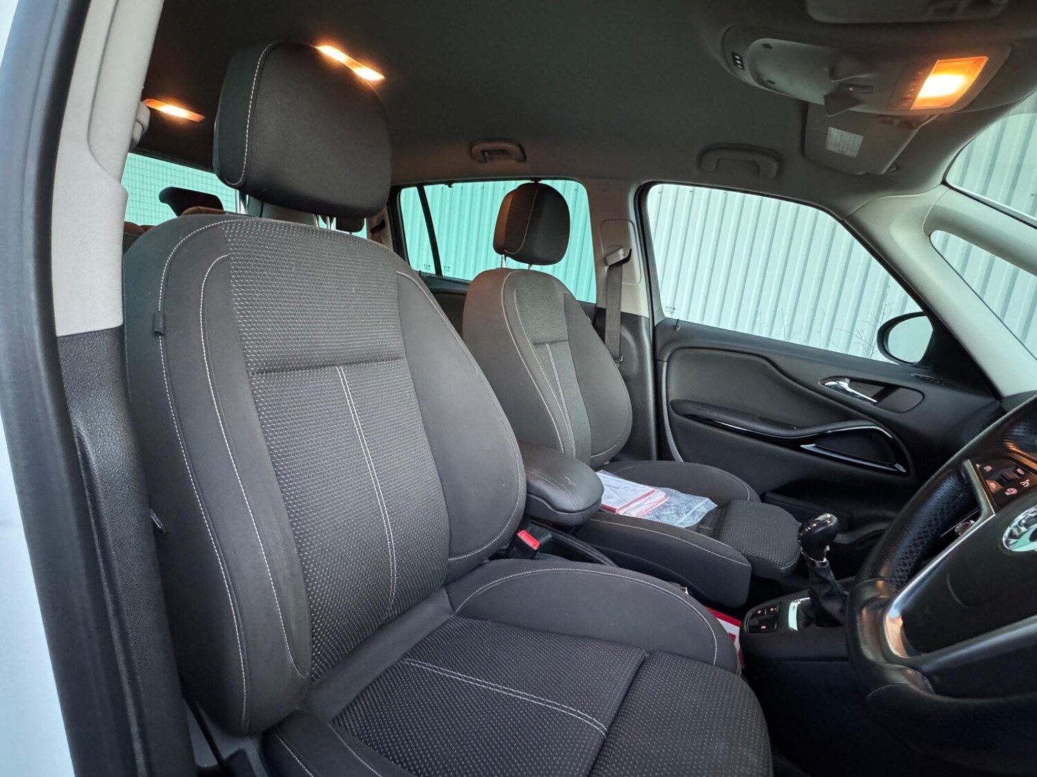 Used Vauxhall Zafira Tourer for sale - 77496318: Photo 22