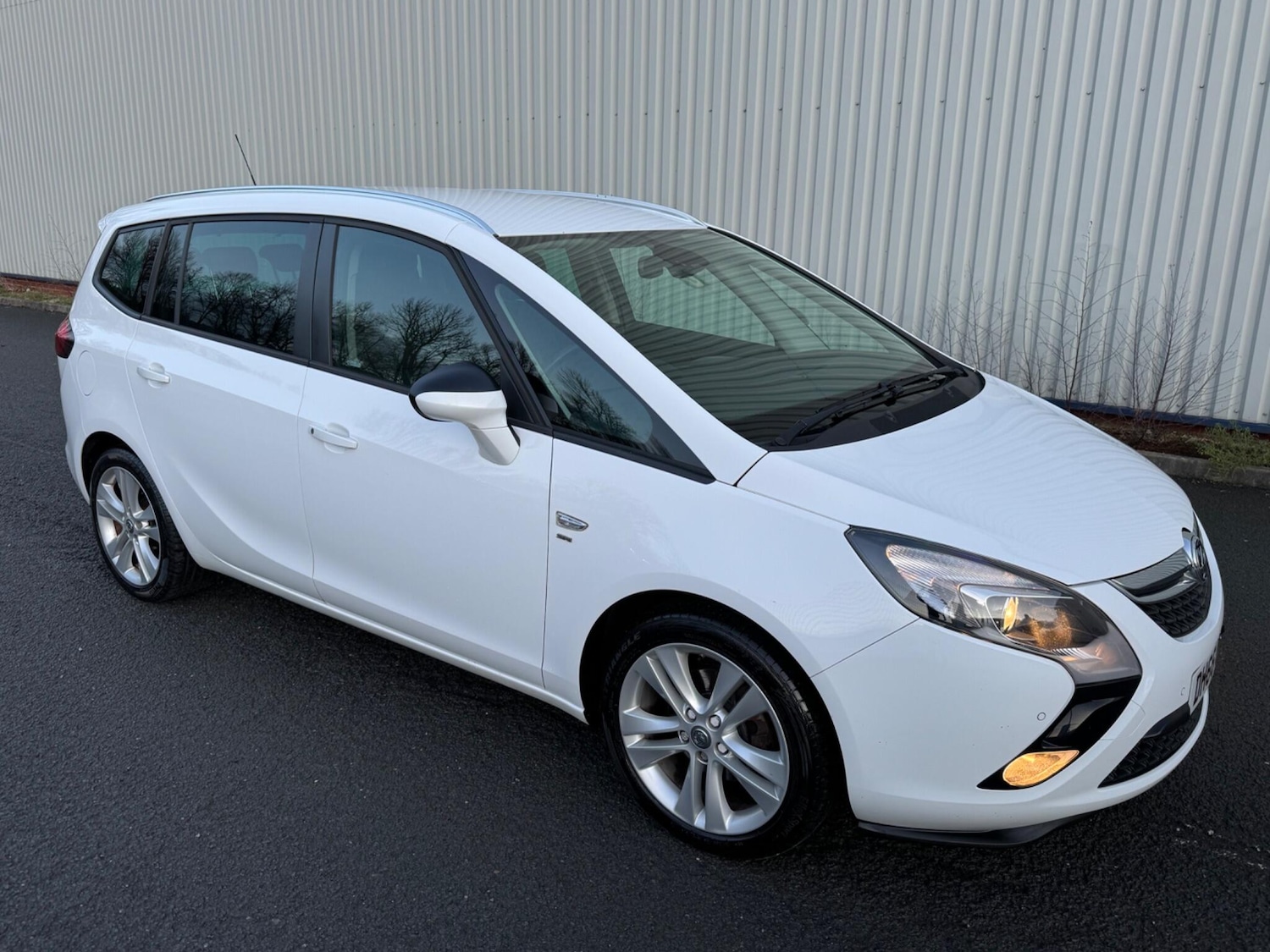 Used Vauxhall Zafira Tourer for sale - 77496318: Photo 5