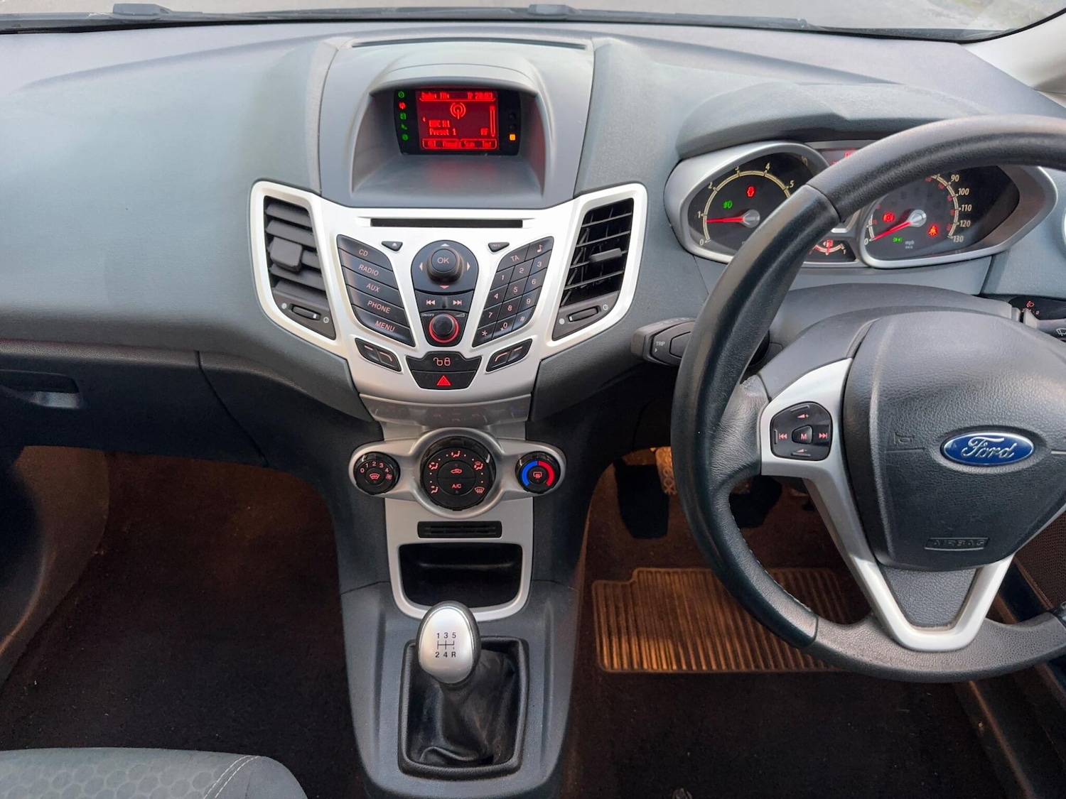 Used Ford Fiesta 2009 for sale - 78100600: Photo 28