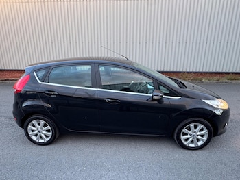 Used Ford Fiesta 2009 for sale - 78100600: Photo