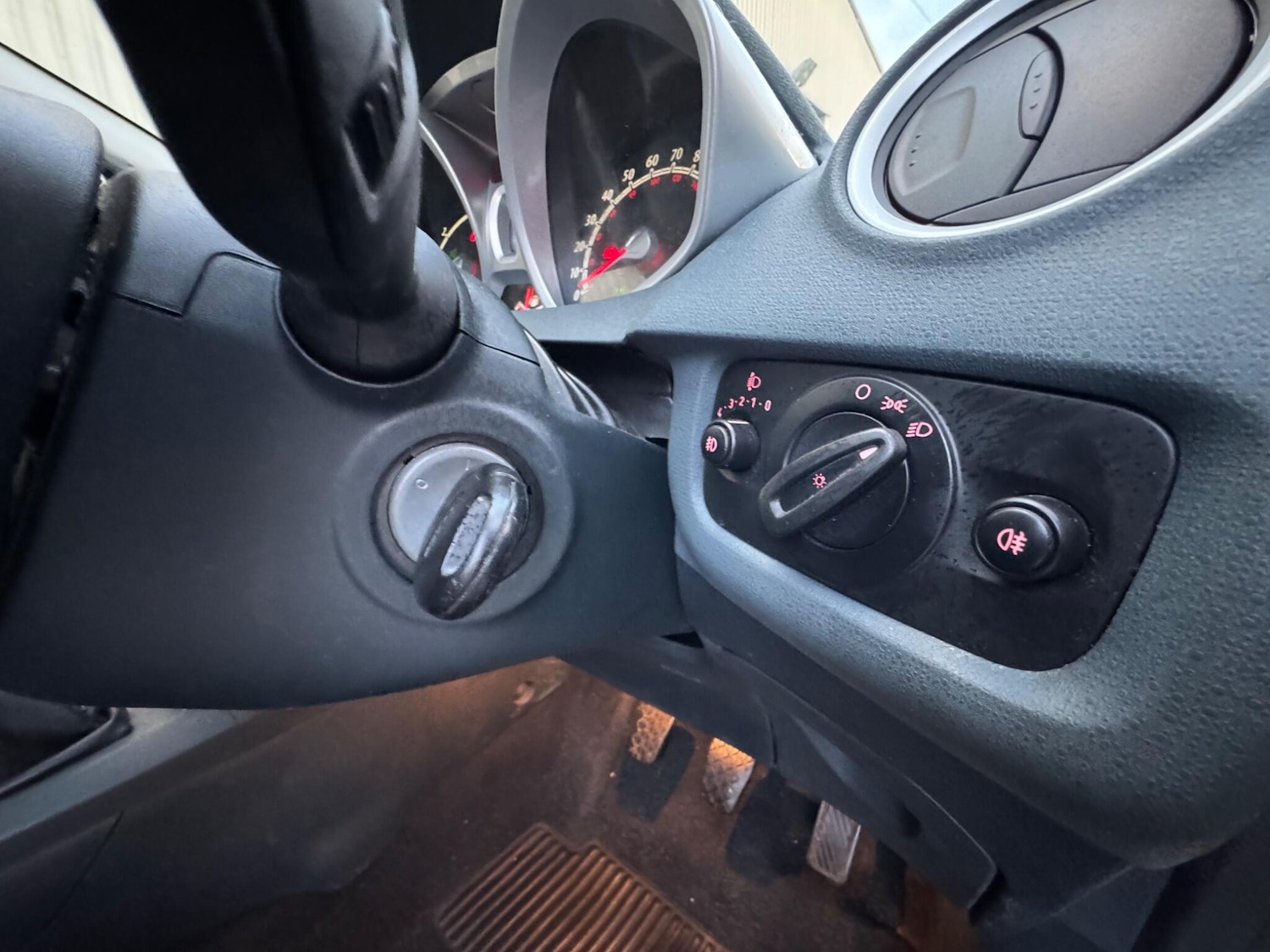 Used Ford Fiesta 2009 for sale - 78100600: Photo 30