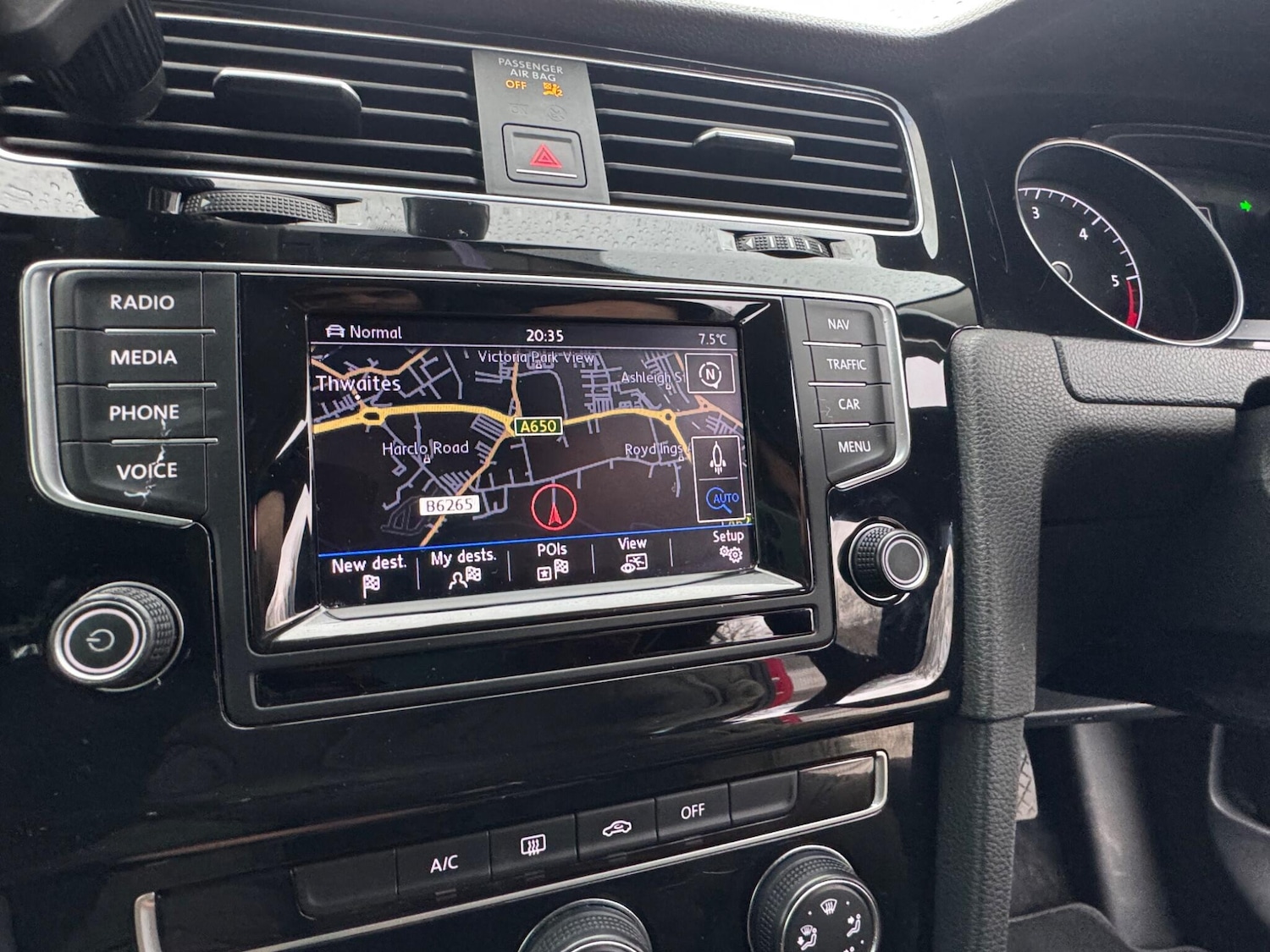 Used Volkswagen Golf 2014 for sale - 77205096: Photo 24