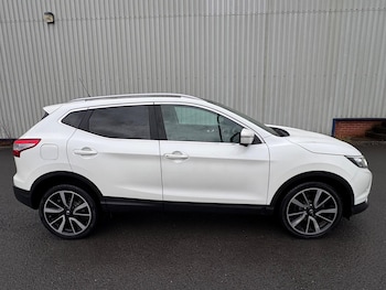 Used Nissan Qashqai 2014 for sale - 77838873: Photo