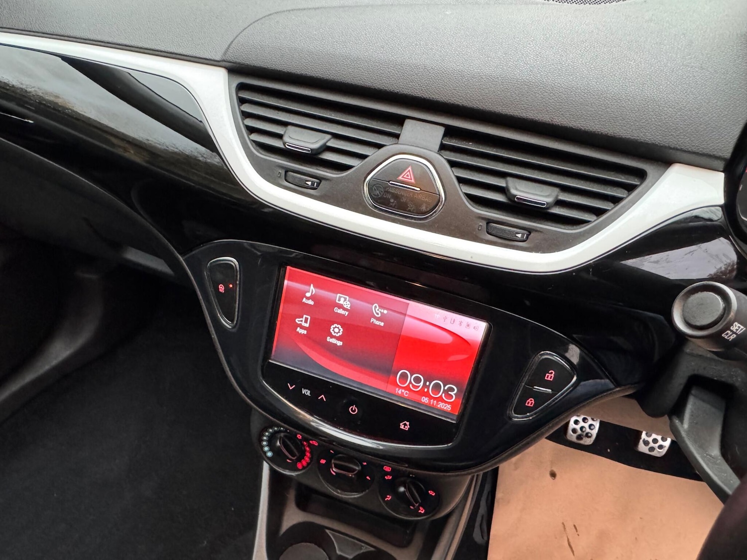 Used Vauxhall Corsa 2015 for sale - 77205084: Photo 21