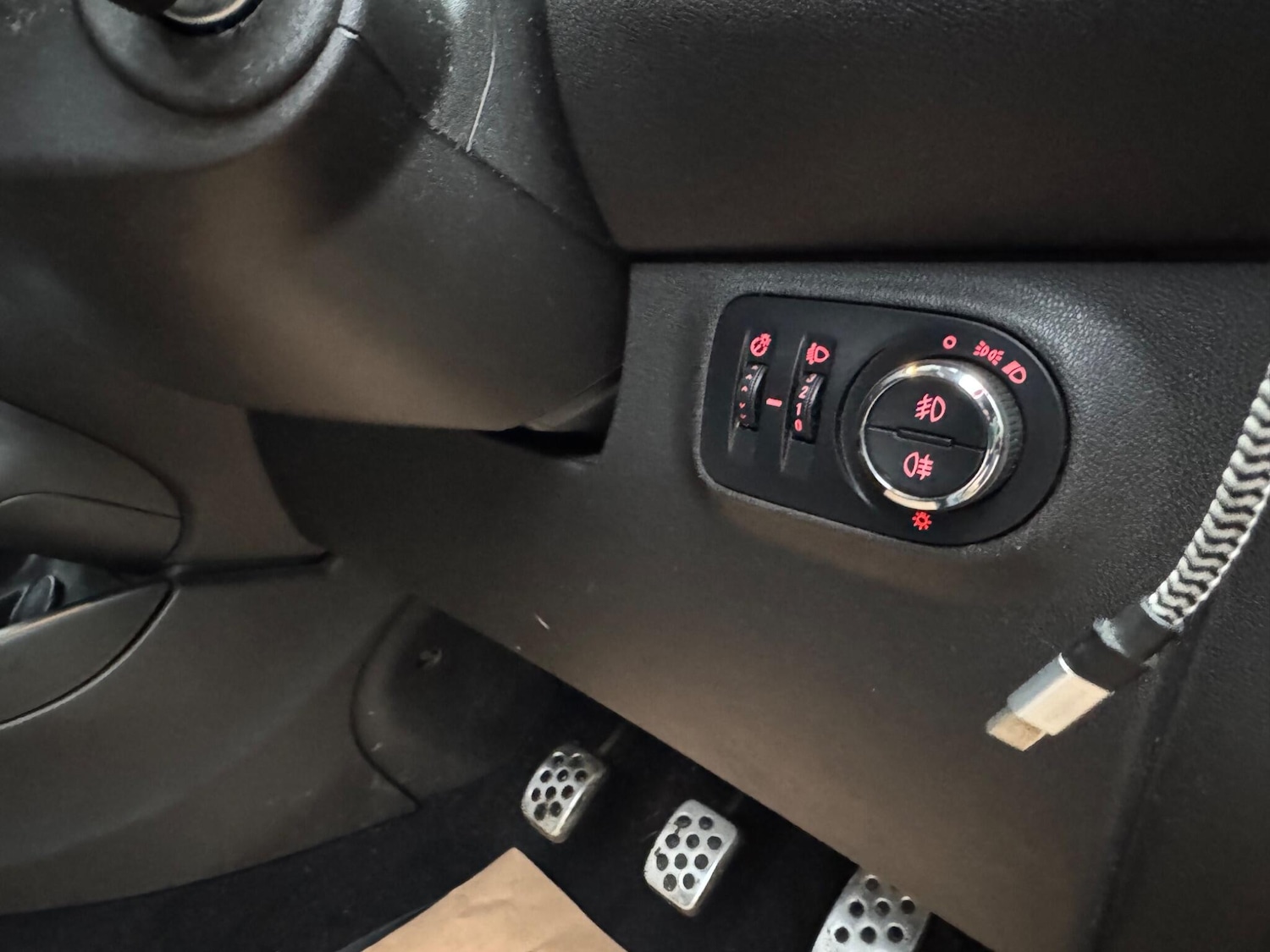 Used Vauxhall Corsa 2015 for sale - 77205084: Photo 30