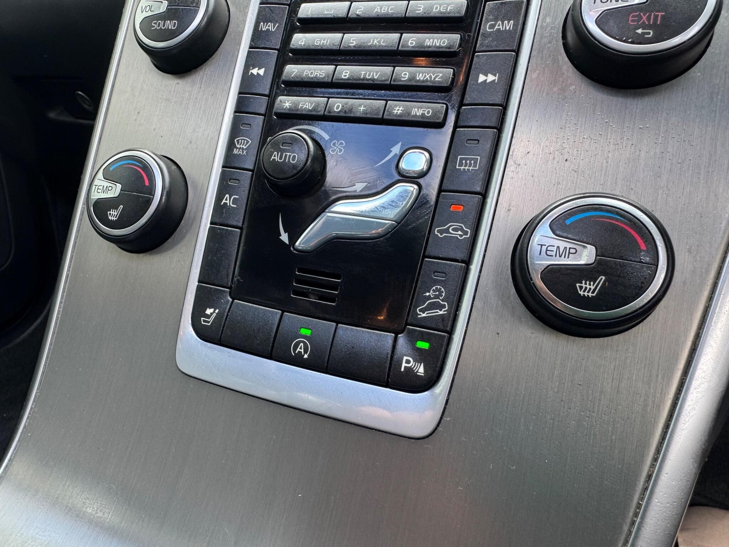 Used Volvo XC60 2013 for sale - 77395681: Photo 27