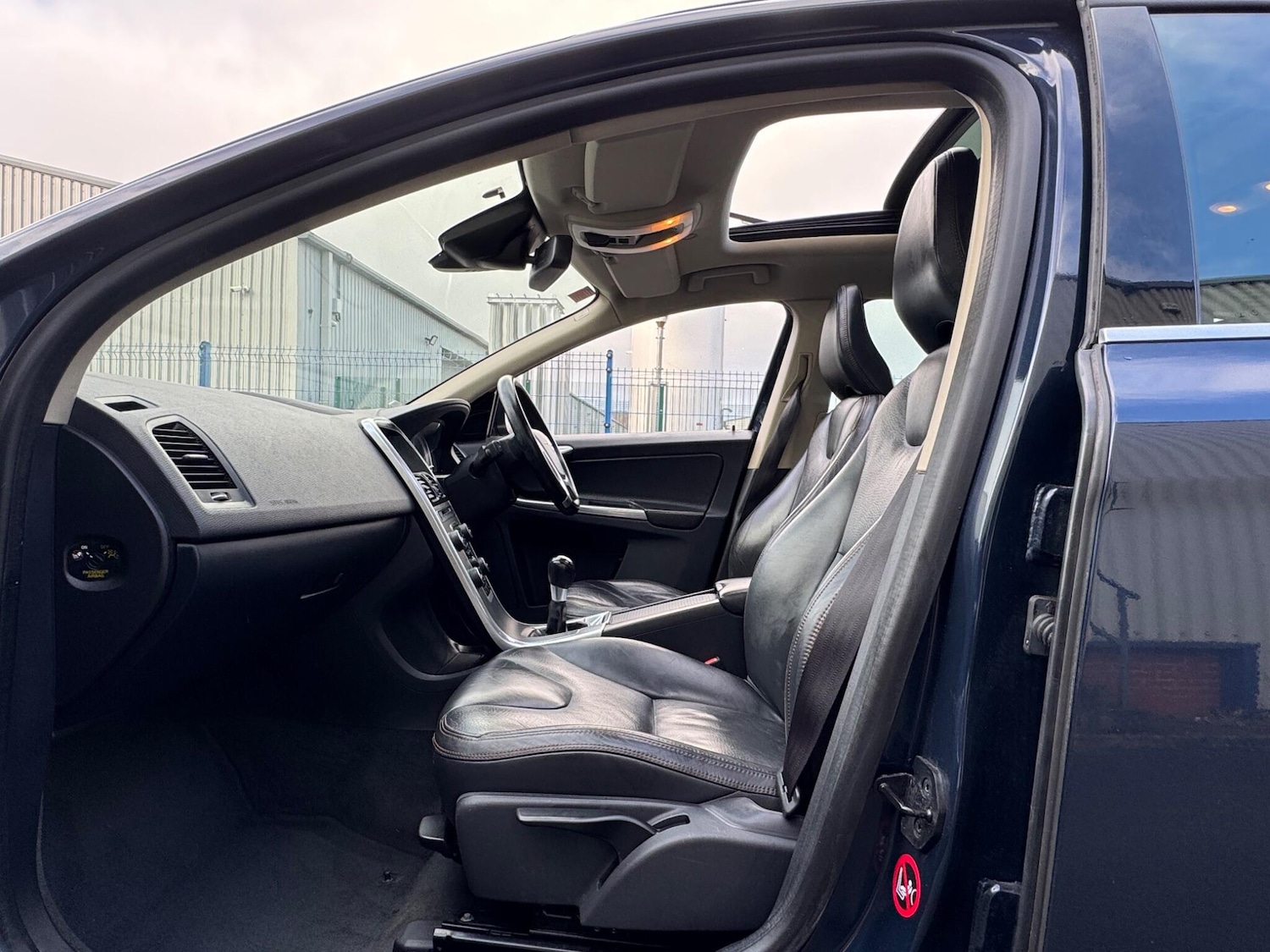 Used Volvo XC60 2013 for sale - 77395681: Photo 31