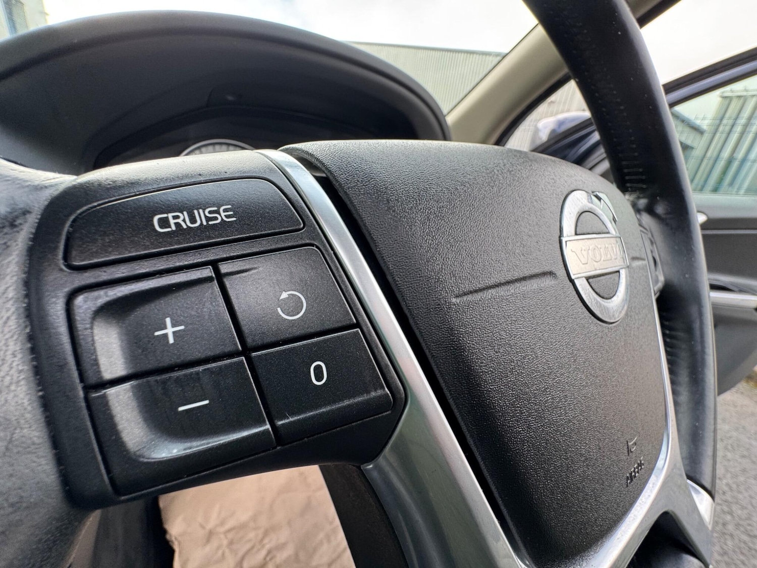 Used Volvo XC60 2013 for sale - 77395681: Photo 38