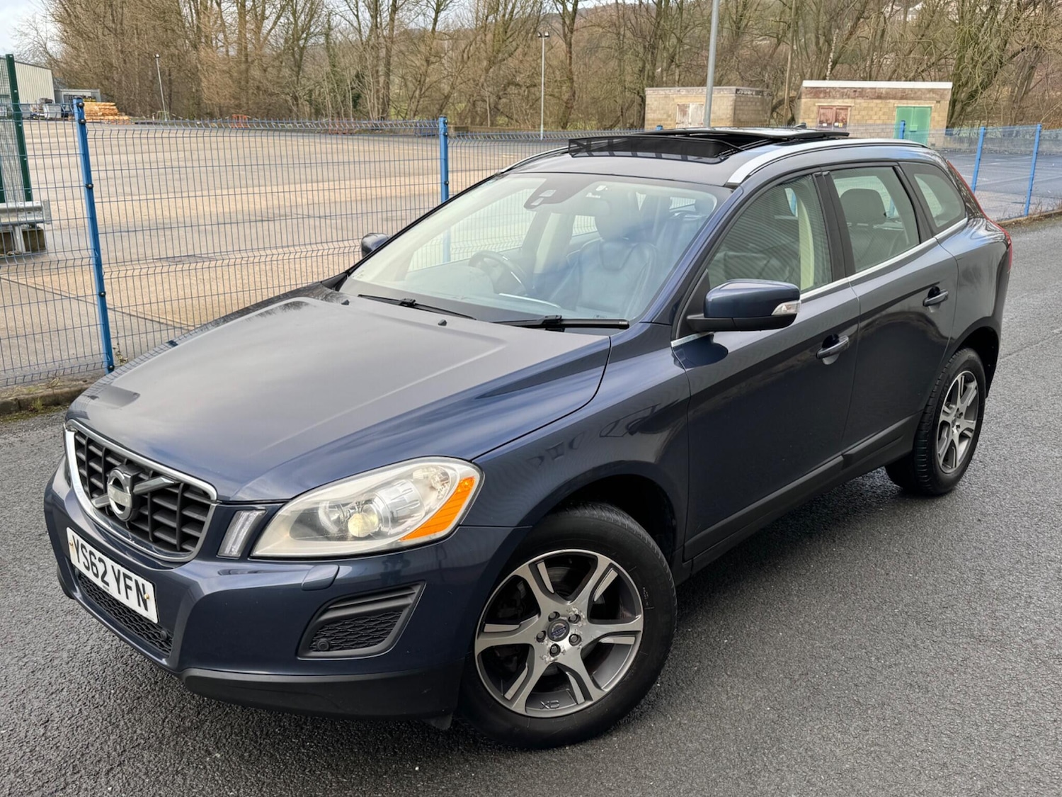 Used Volvo XC60 2013 for sale - 77395681: Photo 4