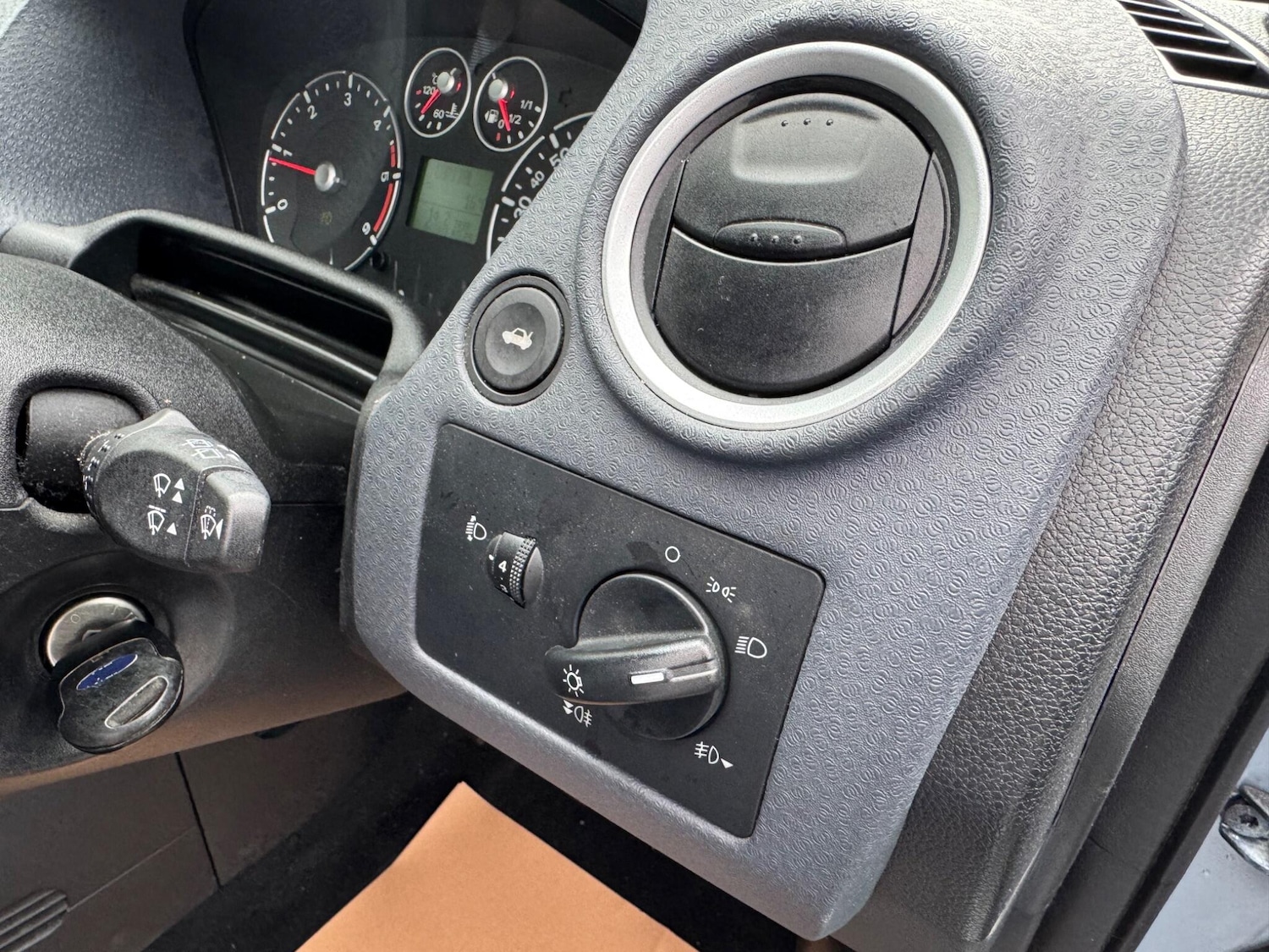 Used Ford Fusion 2006 for sale - 77205089: Photo 39