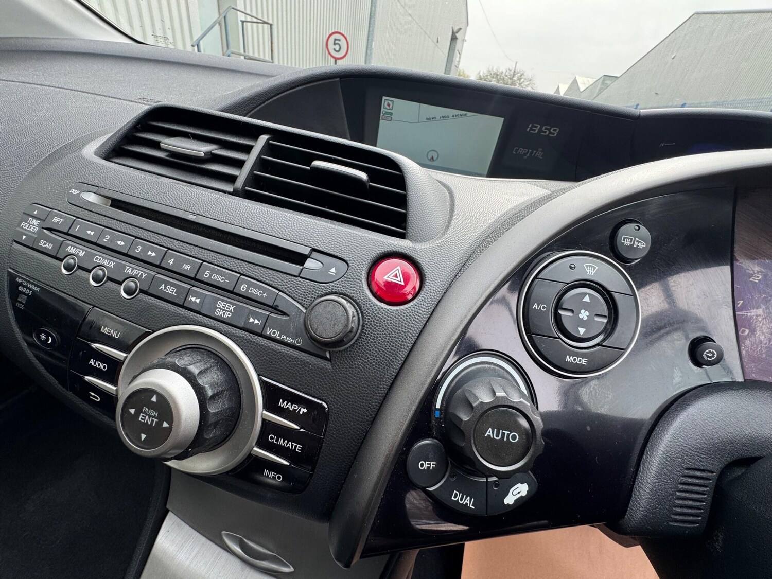 Used Honda Civic for sale - 78115577: Photo 23