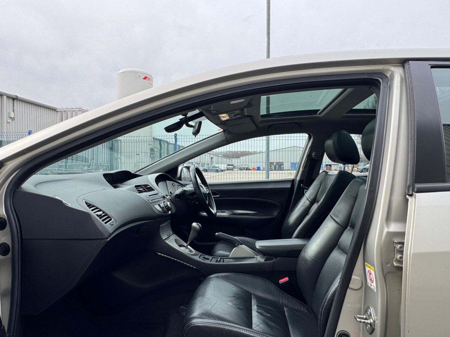 Used Honda Civic for sale - 78115577: Photo 25