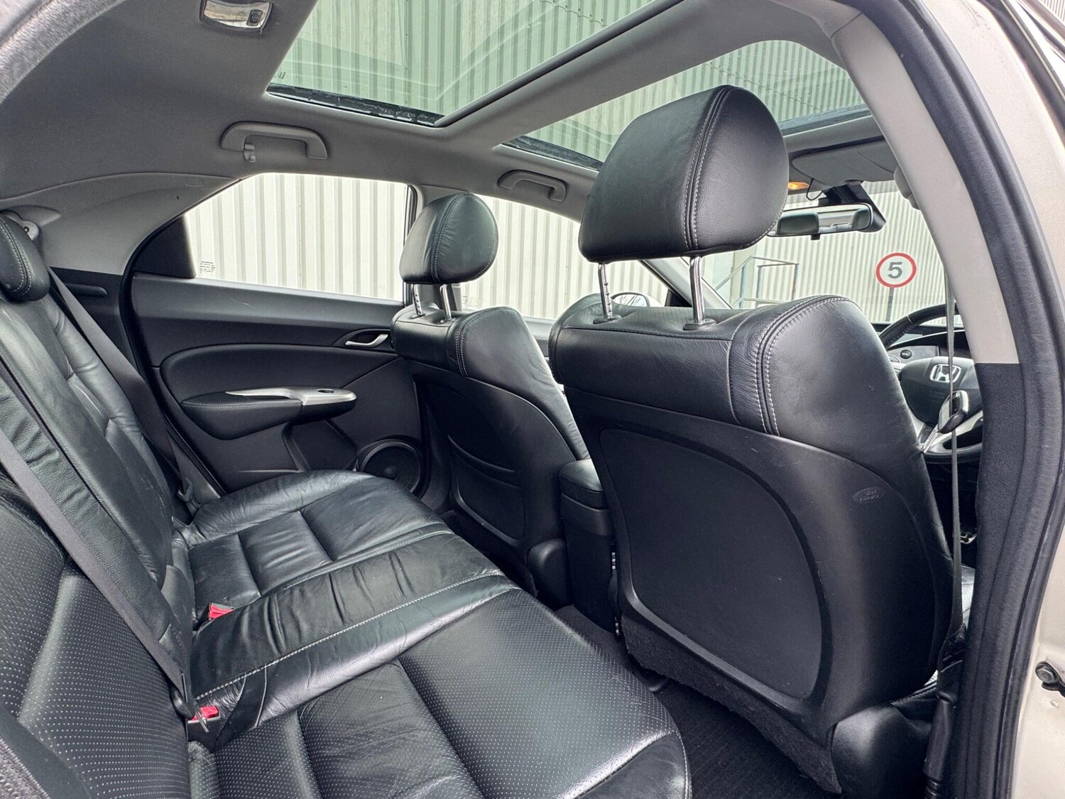 Used Honda Civic for sale - 78115577: Photo 27