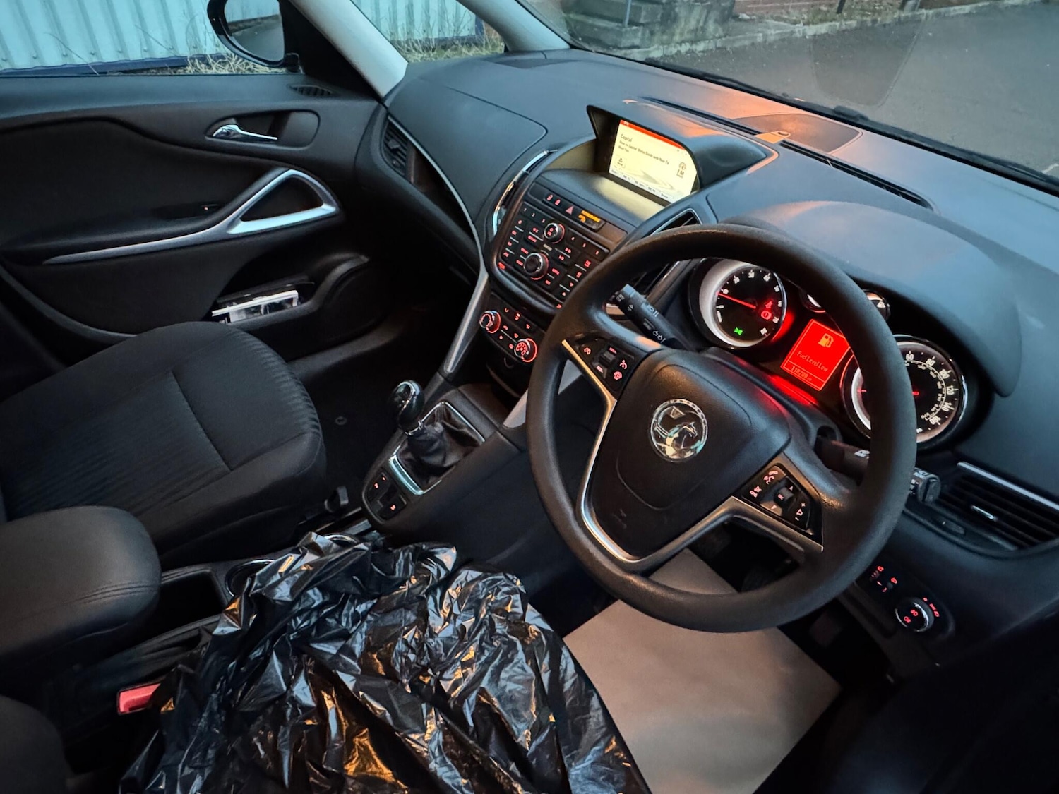 Used Vauxhall Zafira 2015 for sale - 77559684: Photo 15