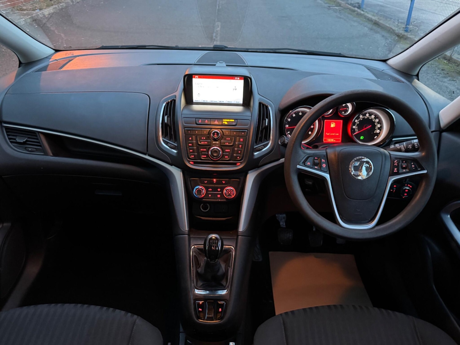 Used Vauxhall Zafira 2015 for sale - 77559684: Photo 16