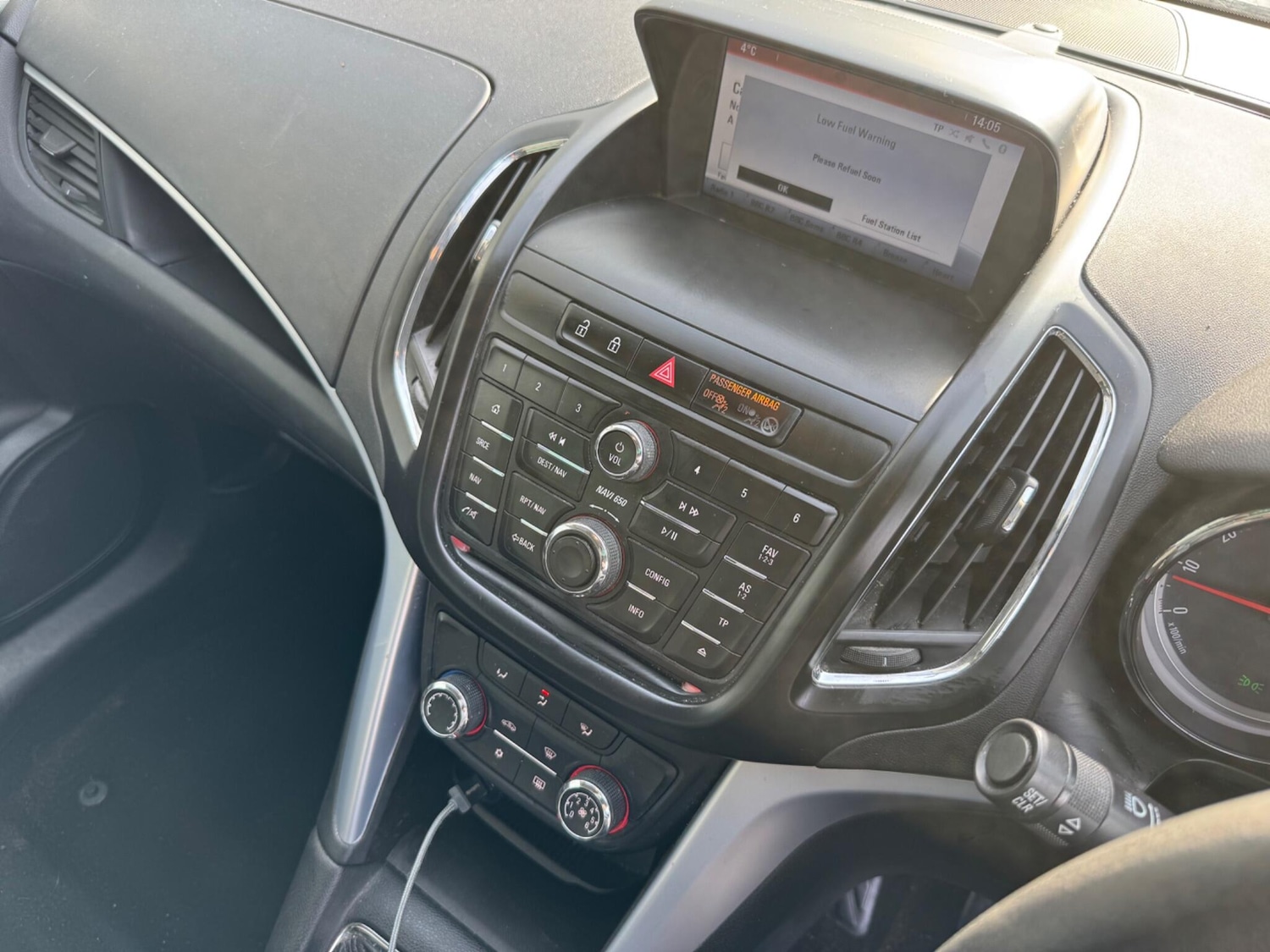 Used Vauxhall Zafira 2015 for sale - 77559684: Photo 23