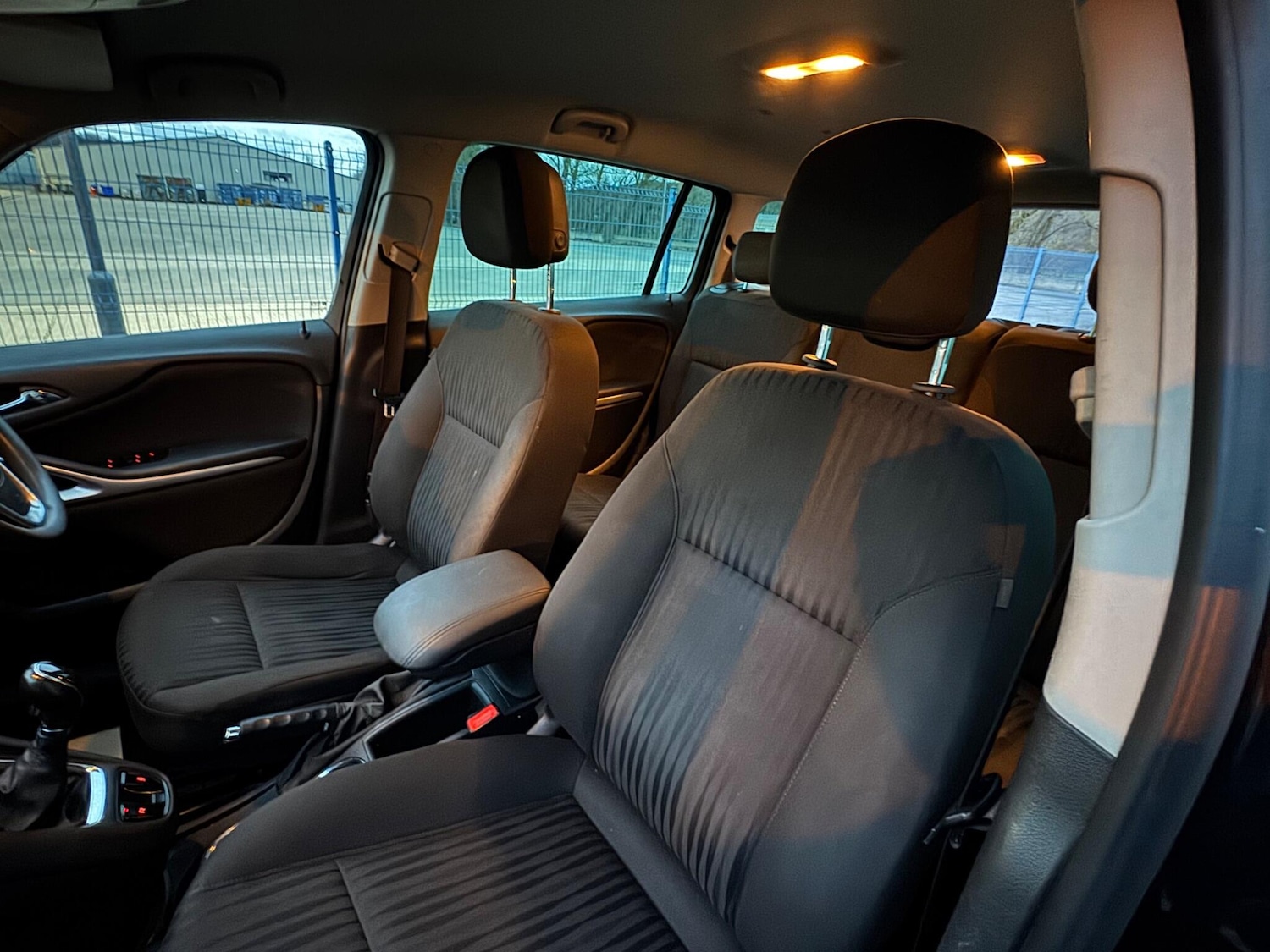 Used Vauxhall Zafira 2015 for sale - 77559684: Photo 26