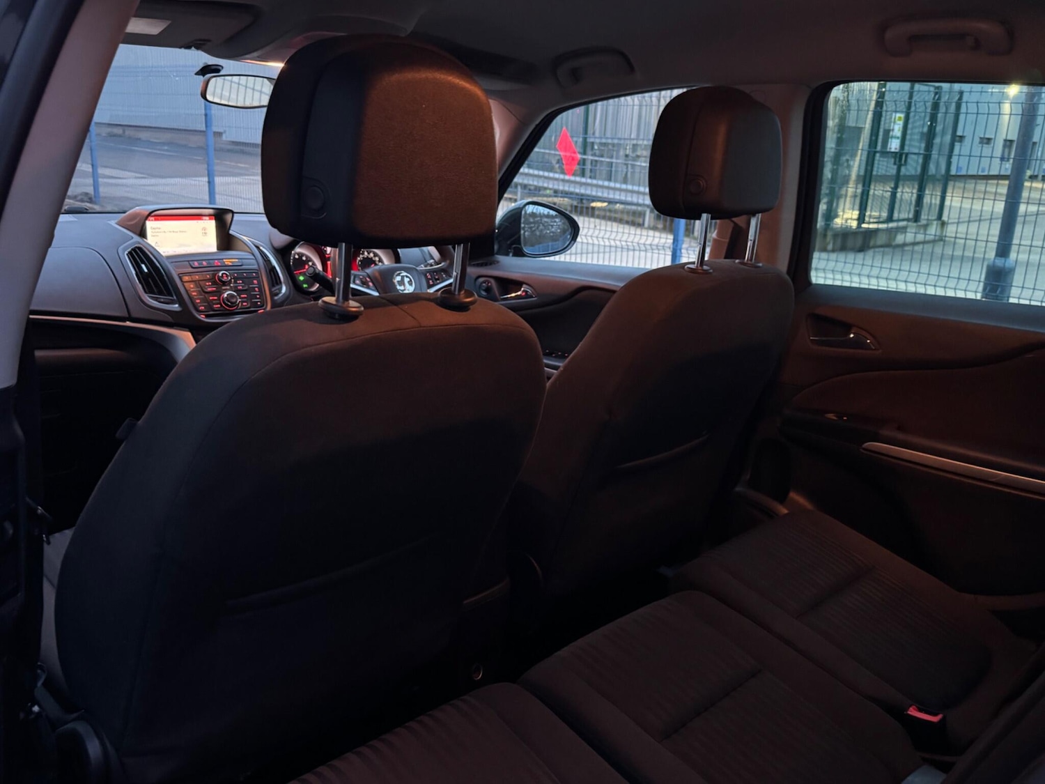 Used Vauxhall Zafira 2015 for sale - 77559684: Photo 33