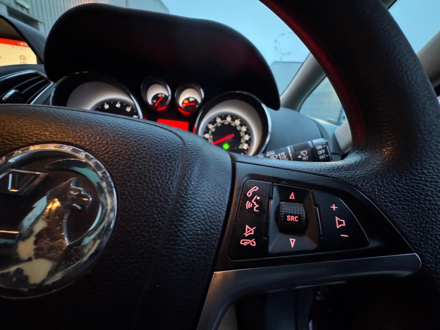 Used Vauxhall Zafira 2015 for sale - 77559684: Photo 37