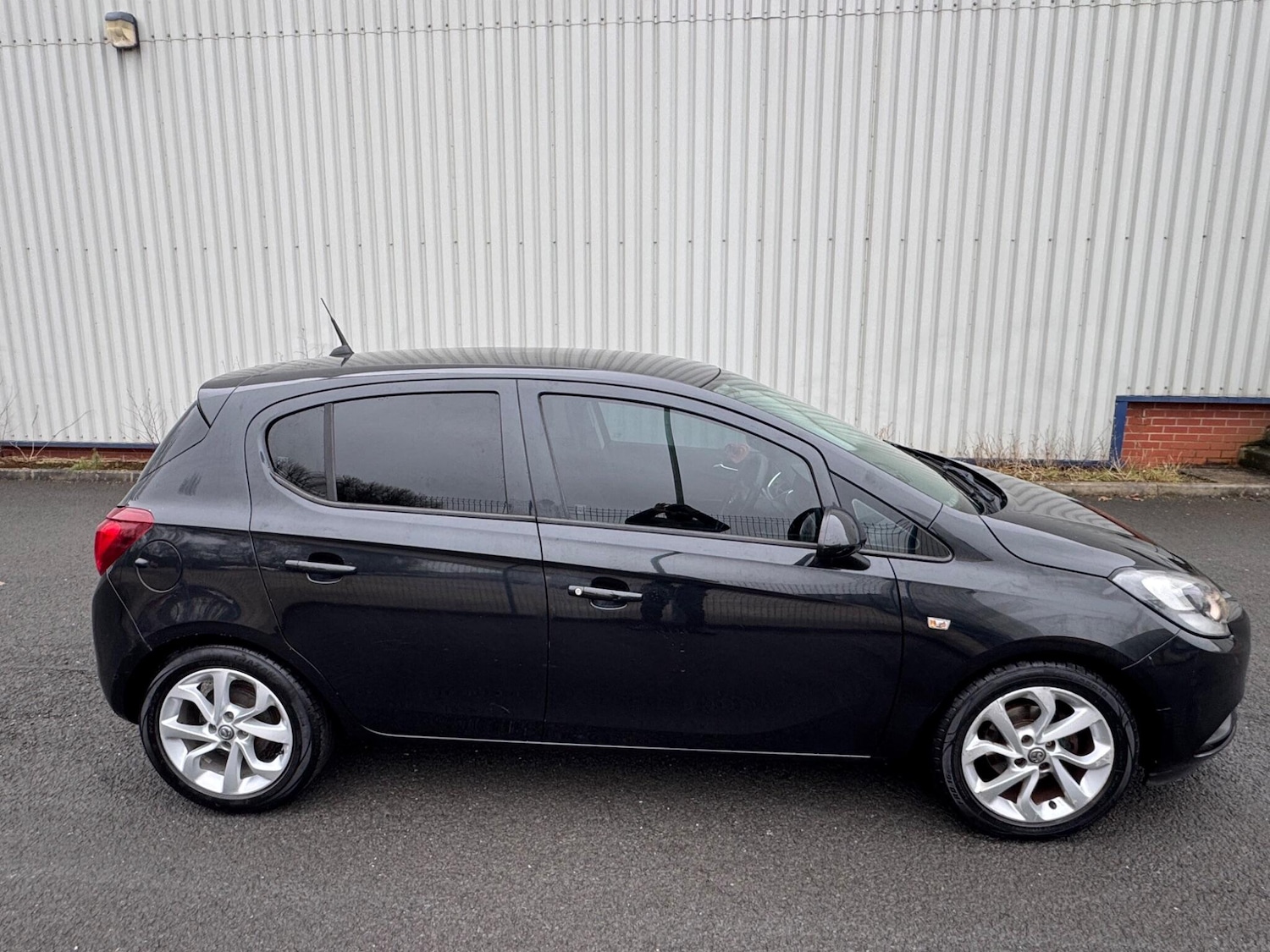 Used Vauxhall Corsa for sale - 77279413: Photo 2