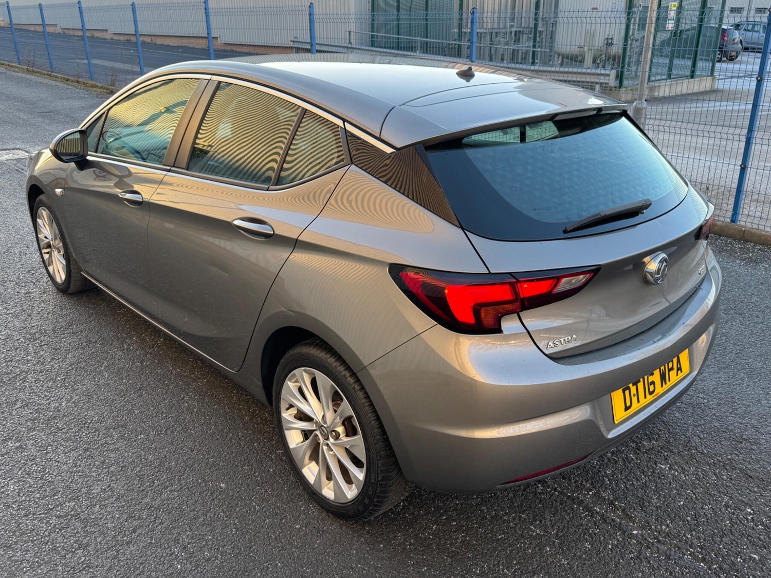 Used Vauxhall Astra 2016 for sale - 77205086: Photo 8