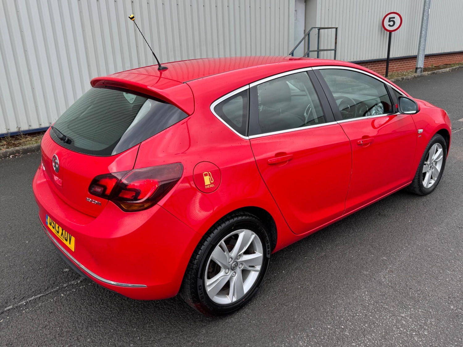 Used Vauxhall Astra 2013 for sale - 77400532: Photo 14