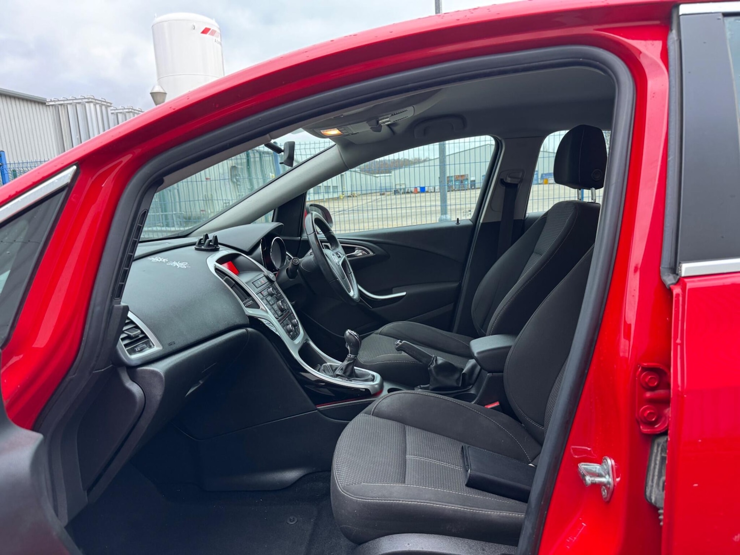 Used Vauxhall Astra 2013 for sale - 77400532: Photo 29