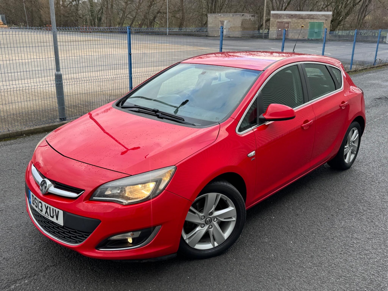 Used Vauxhall Astra 2013 for sale - 77400532: Photo 3
