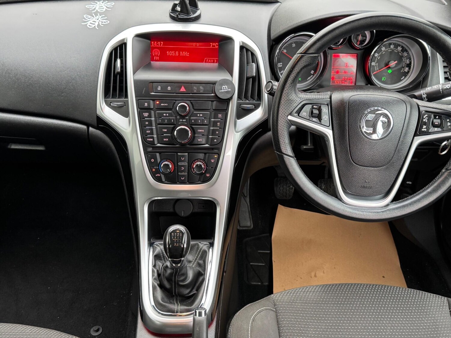 Used Vauxhall Astra 2013 for sale - 77400532: Photo 32