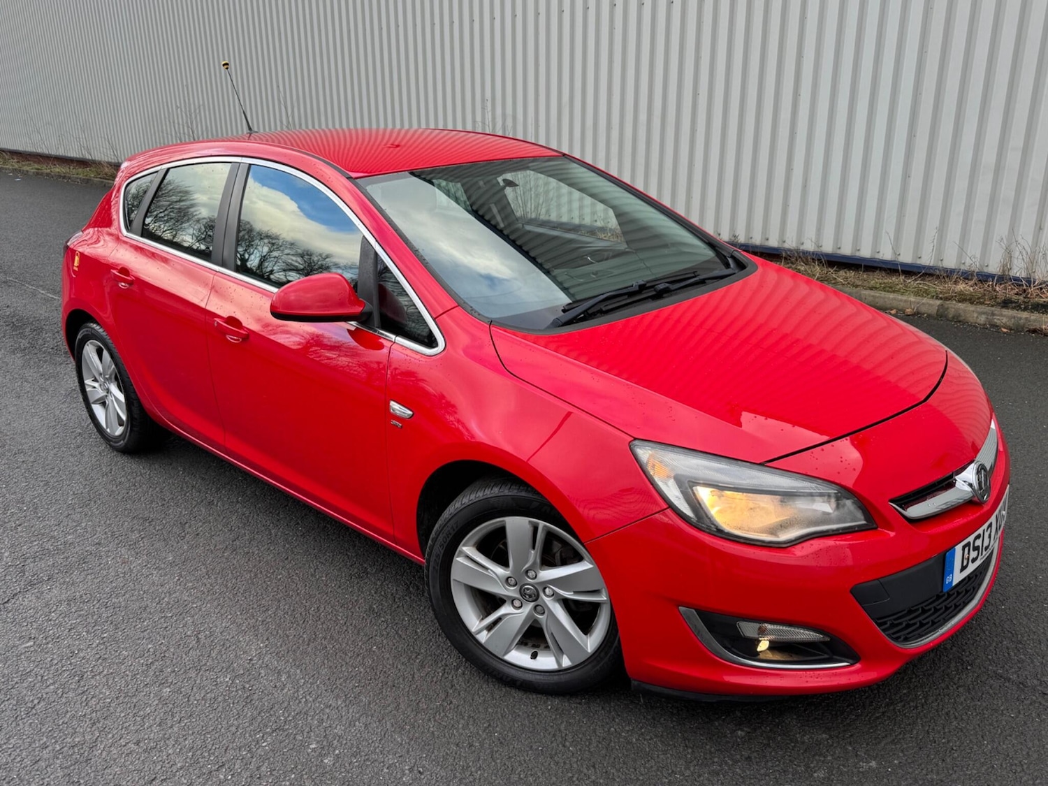 Used Vauxhall Astra 2013 for sale - 77400532: Photo 39