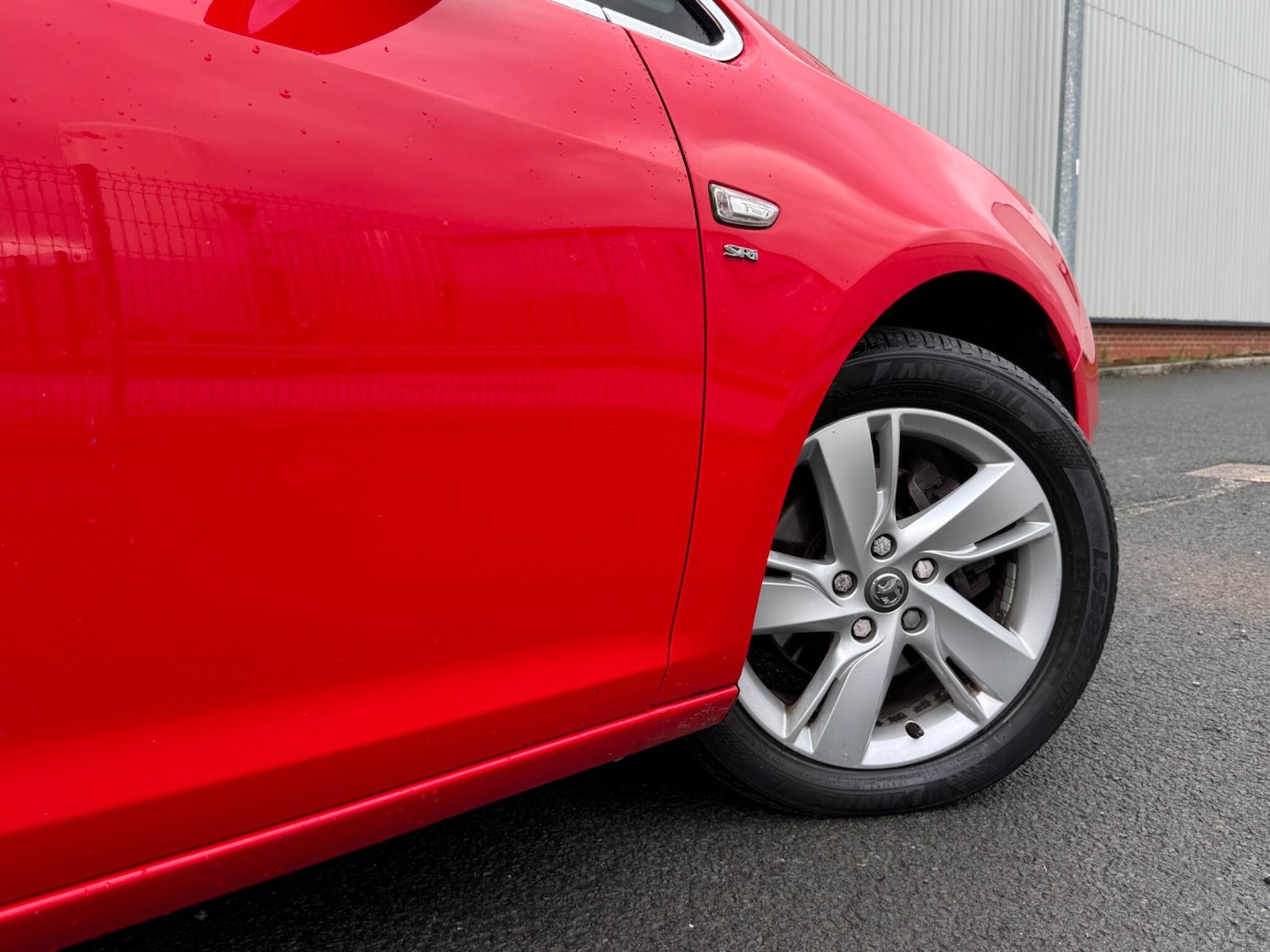 Used Vauxhall Astra 2013 for sale - 77400532: Photo 4