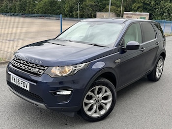 Used Land Rover Discovery Sport 2016 for sale - 79325349: Photo