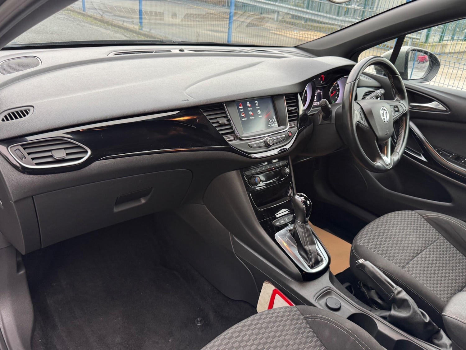 Used Vauxhall Astra 2017 for sale - 77205083: Photo 19