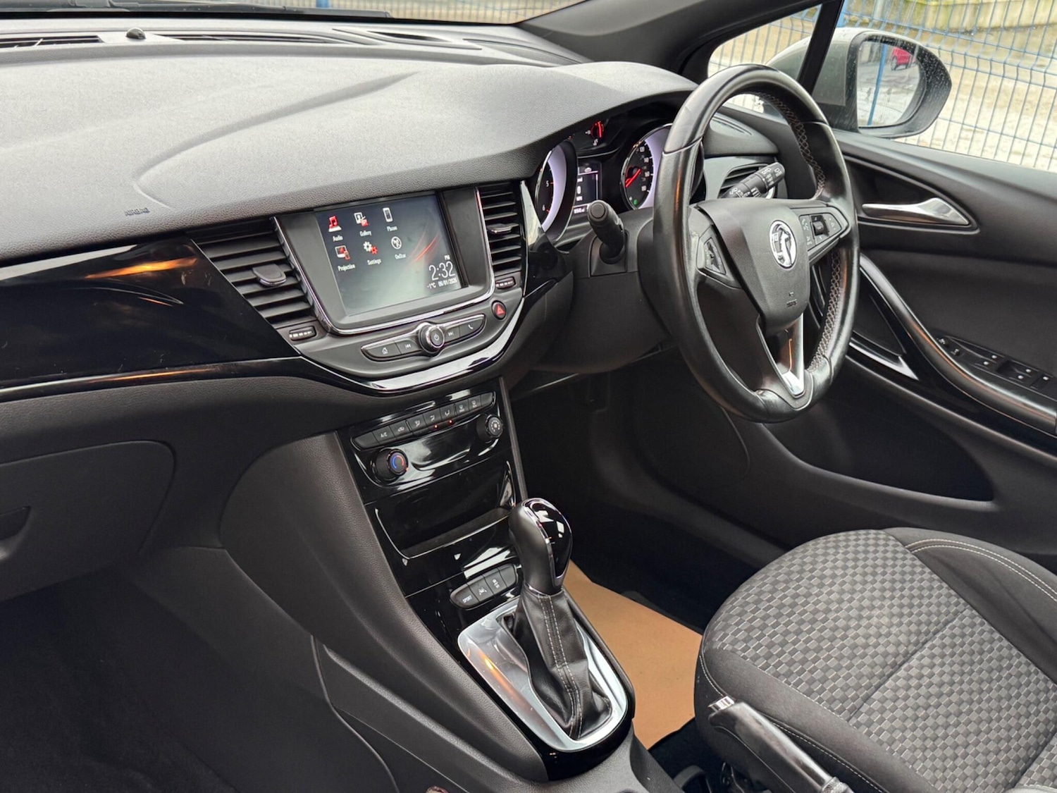 Used Vauxhall Astra 2017 for sale - 77205083: Photo 20