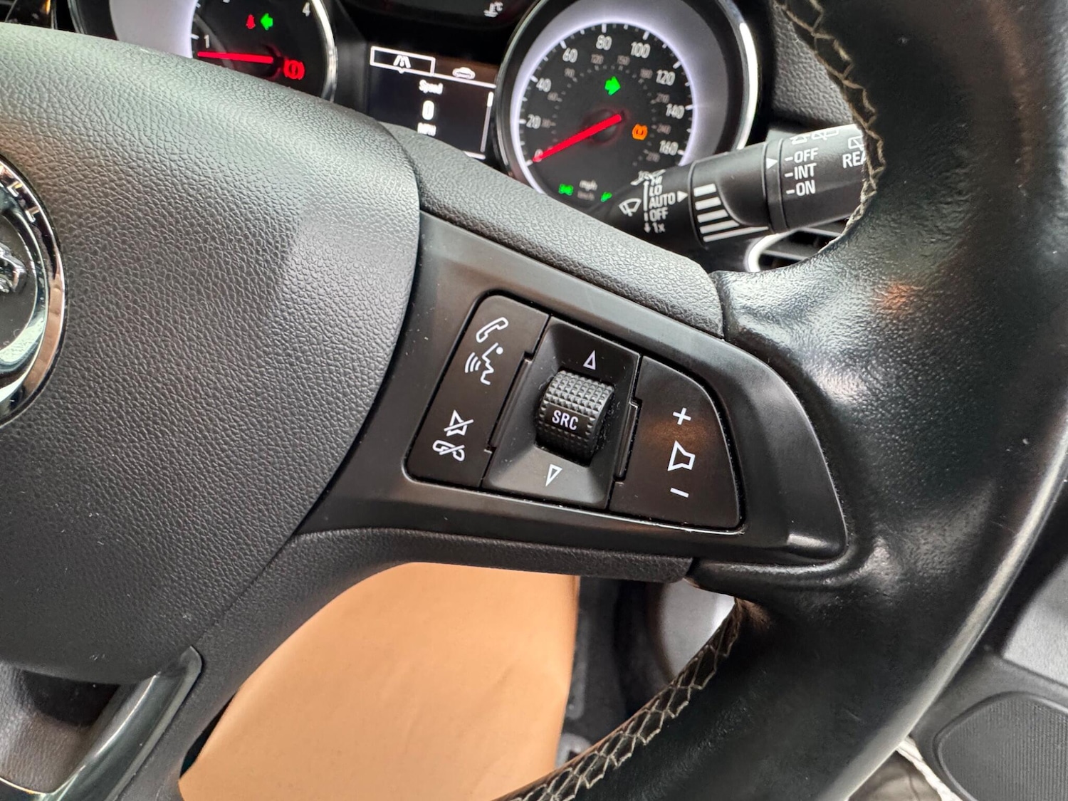 Used Vauxhall Astra 2017 for sale - 77205083: Photo 36