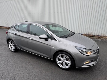 Used Vauxhall Astra 2017 for sale - 77205083: Photo