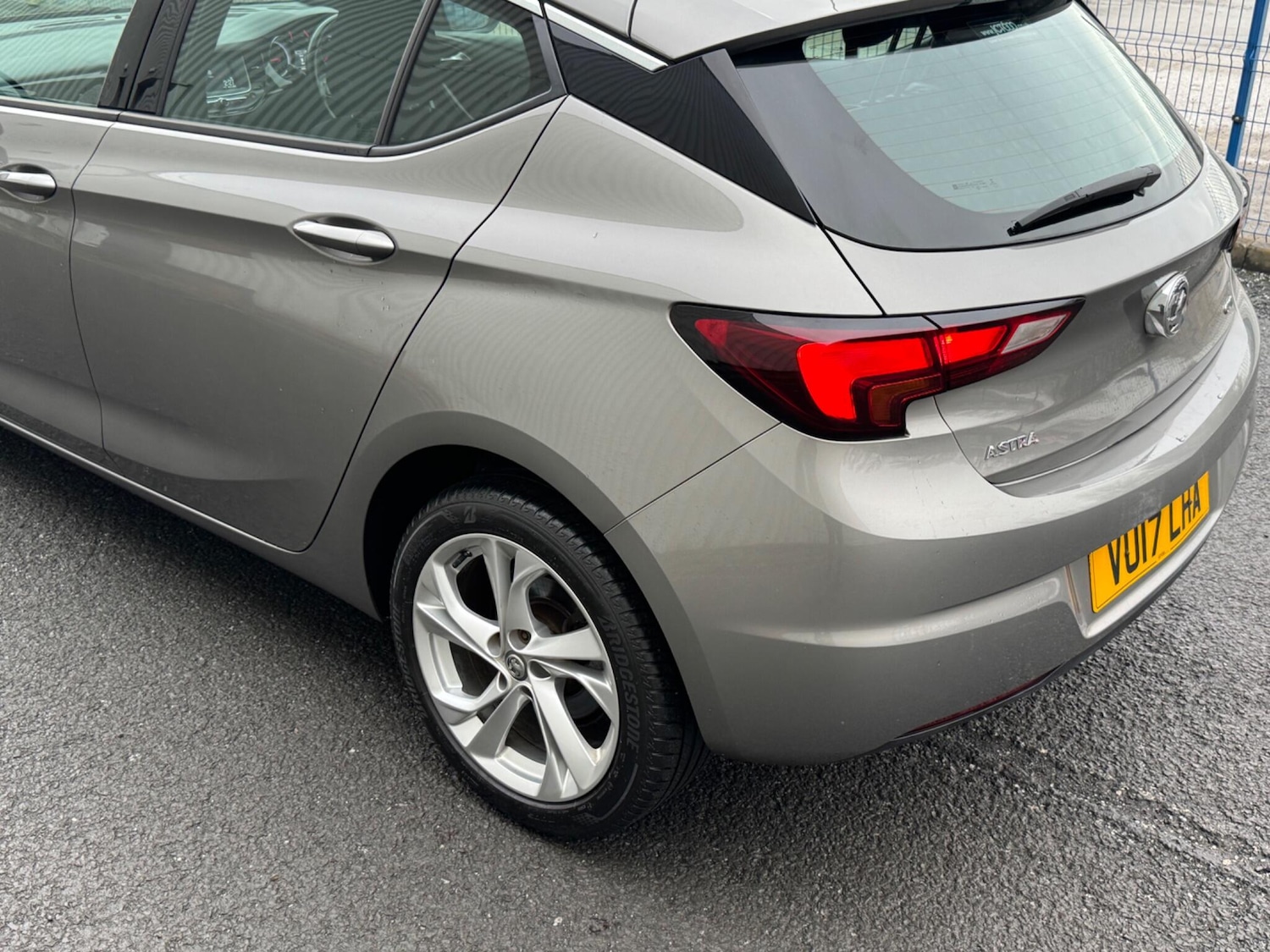 Used Vauxhall Astra 2017 for sale - 77205083: Photo 9