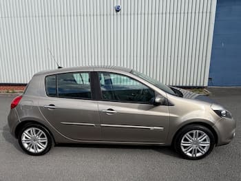 Used Renault Clio 2010 for sale - 79634118: Photo