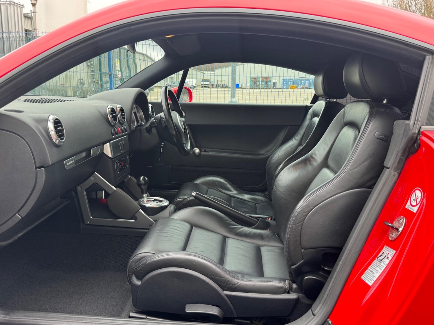 Used Audi TT 2004 for sale - 78170379: Photo 22