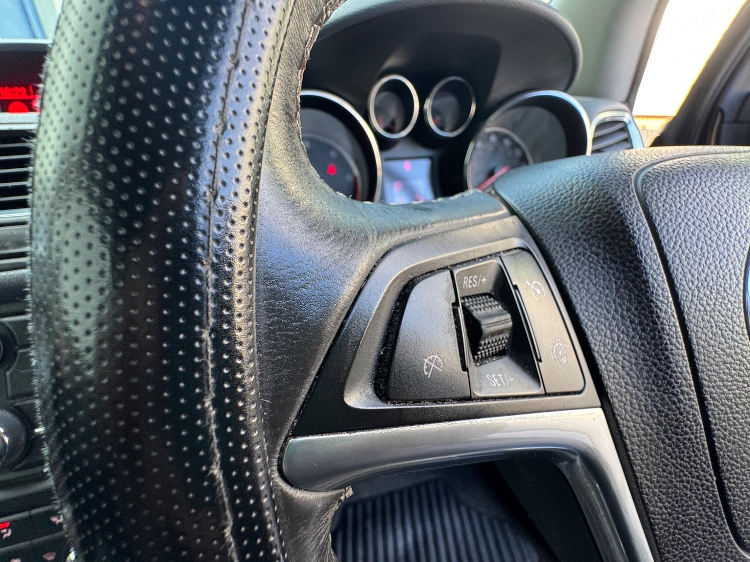 Used Vauxhall Mokka 2014 for sale - 77957850: Photo 37