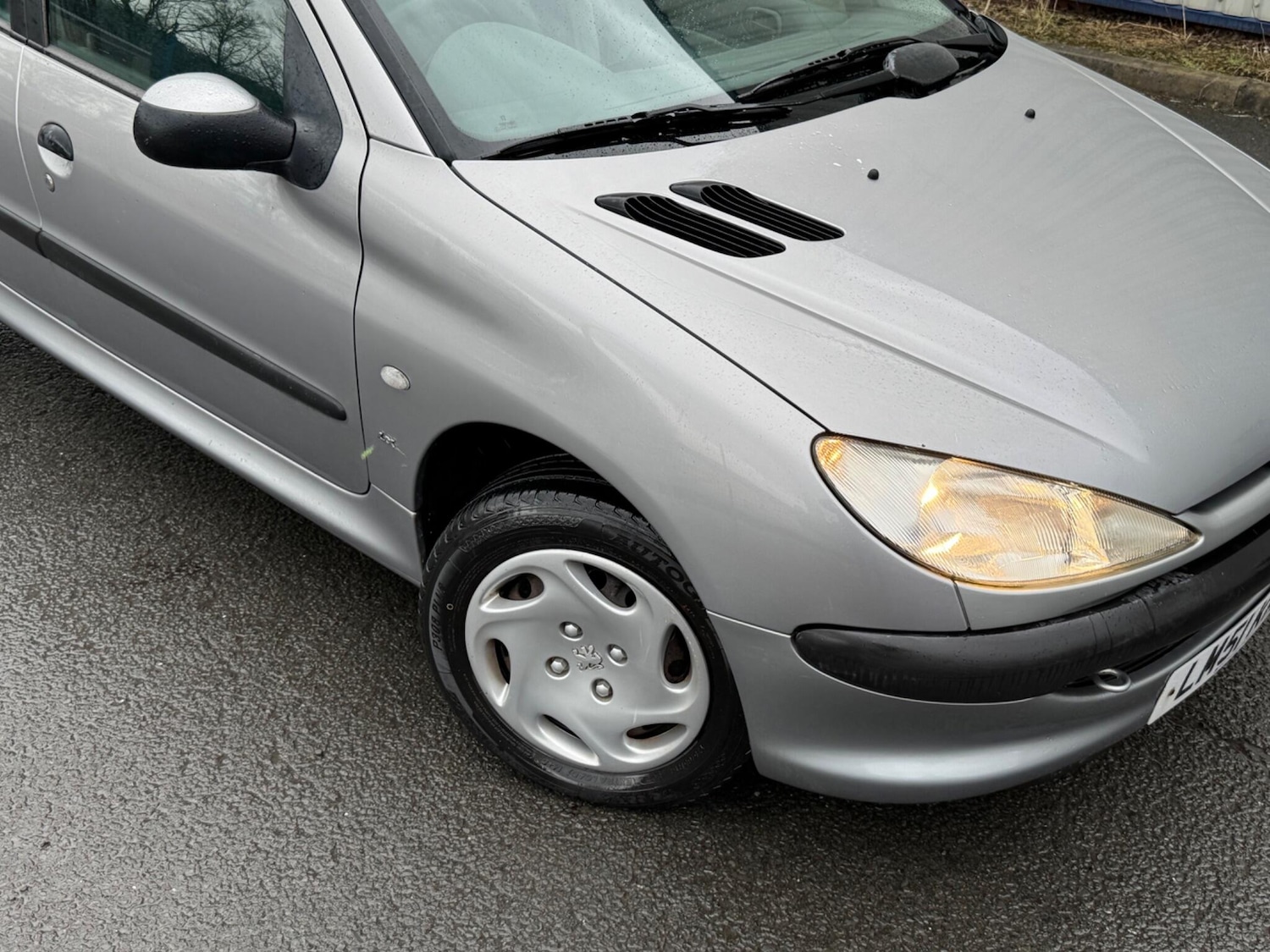 Used Peugeot 206 for sale - 77683996: Photo 2