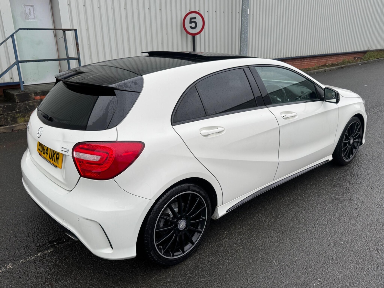 Used Mercedes-Benz A-Class 2014 for sale - 77524575: Photo 13