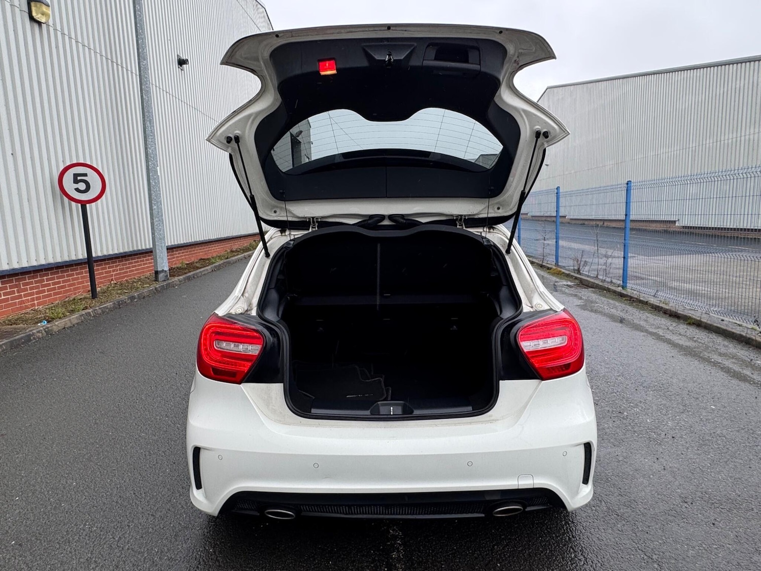 Used Mercedes-Benz A-Class 2014 for sale - 77524575: Photo 14