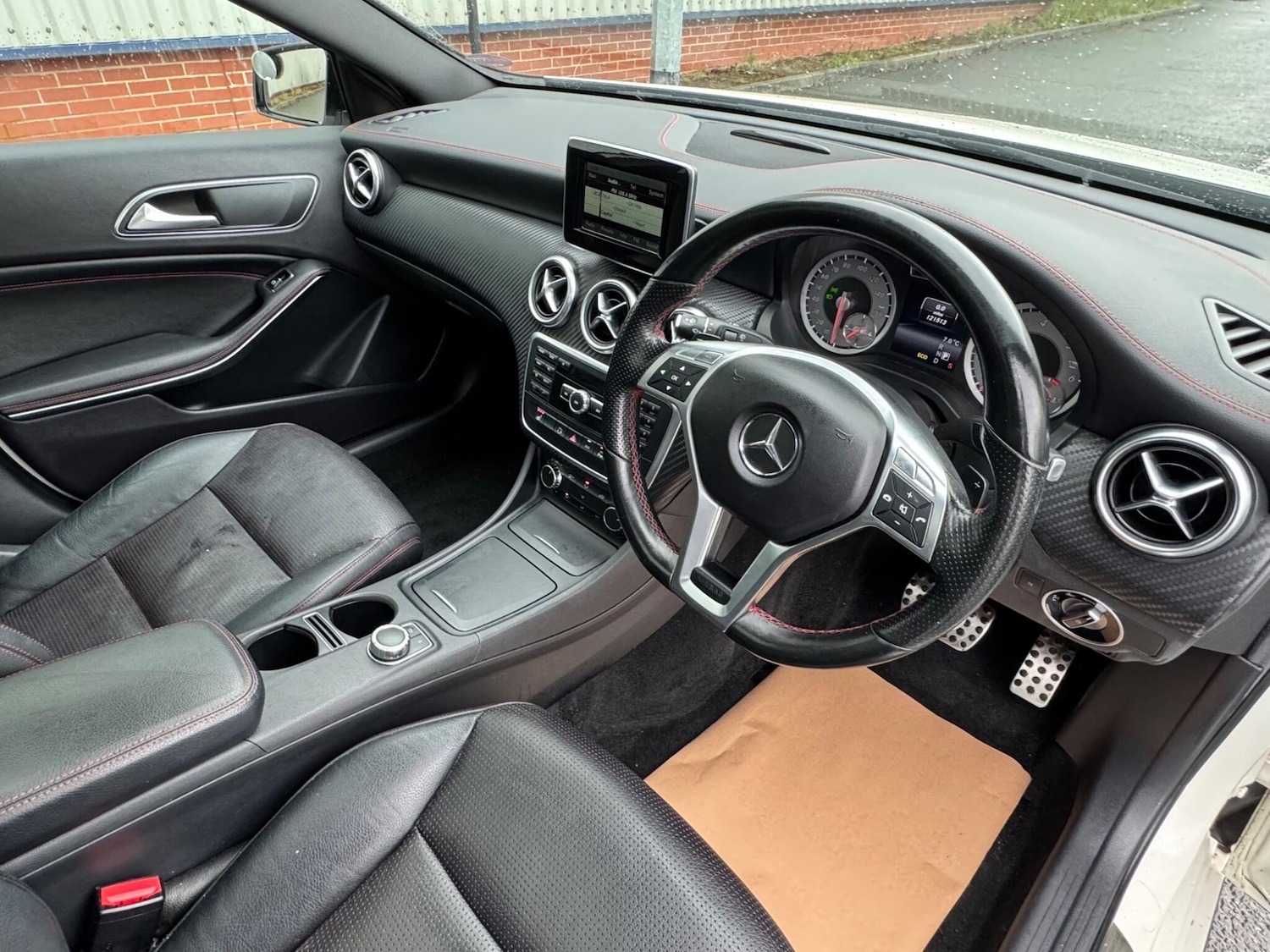 Used Mercedes-Benz A-Class 2014 for sale - 77524575: Photo 16