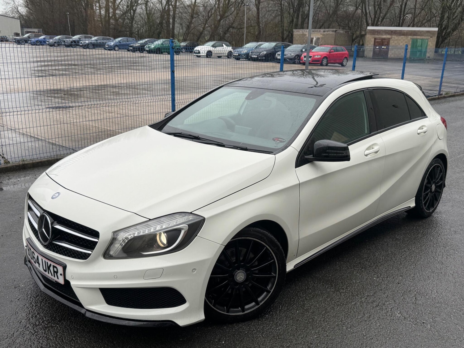 Used Mercedes-Benz A-Class 2014 for sale - 77524575: Photo 3