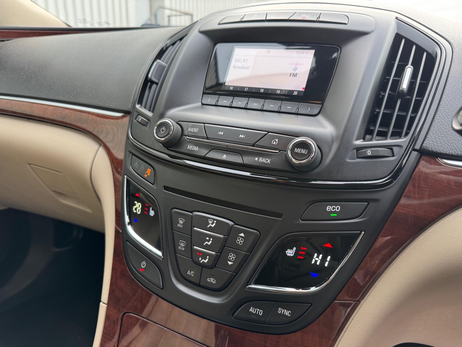 Used Vauxhall Insignia 2014 for sale - 77205092: Photo 22