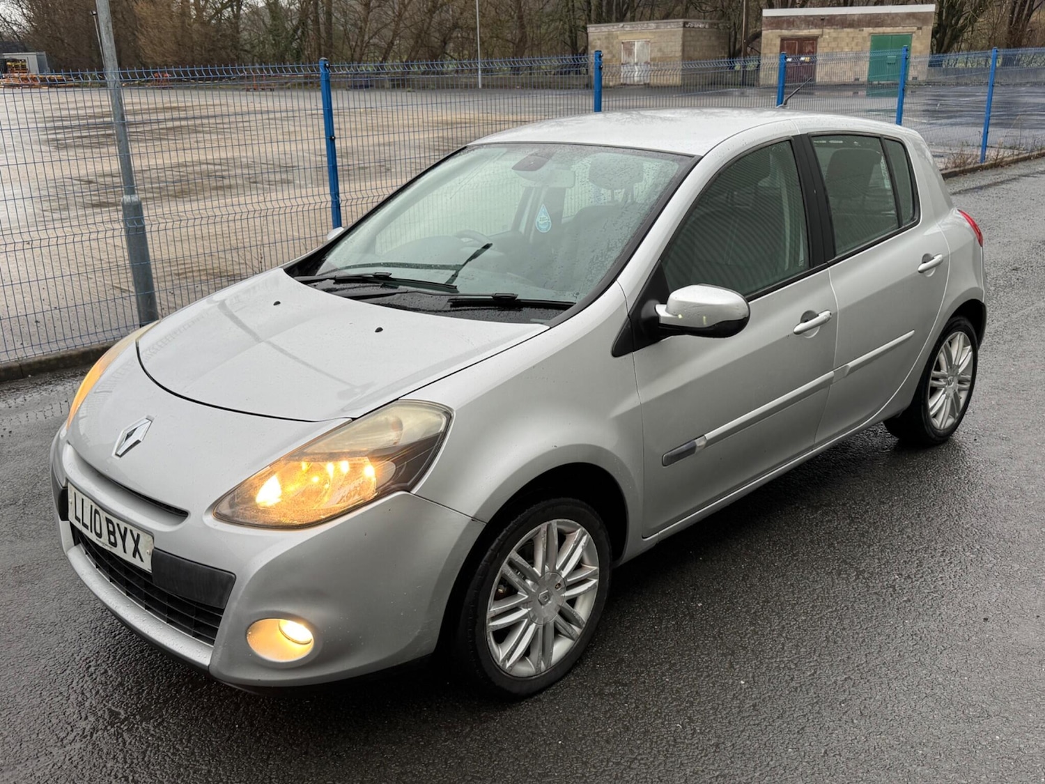 Used Renault Clio 2010 for sale - 77205094: Photo 7