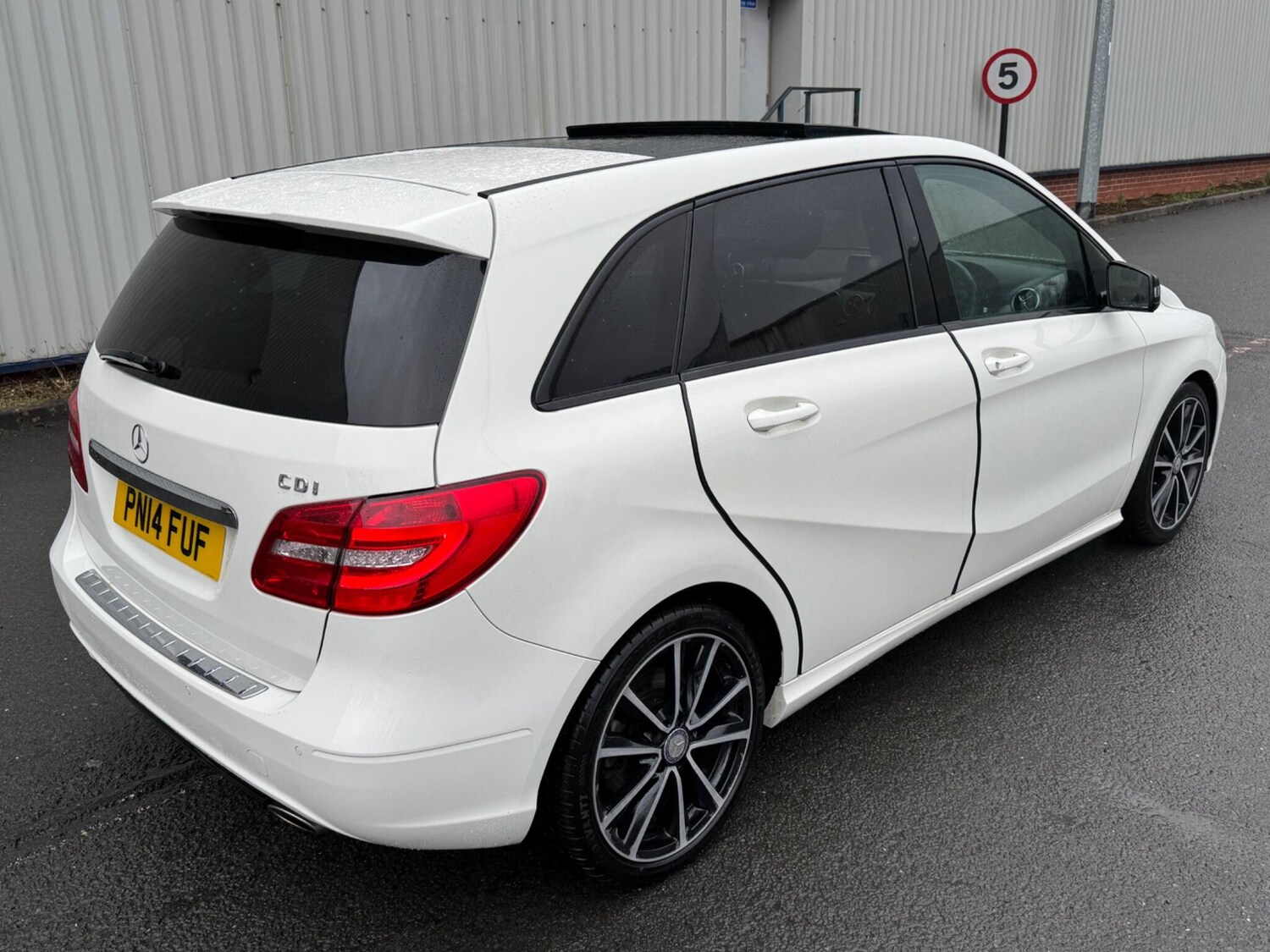 Used Mercedes-Benz B Class 2014 for sale - 77467973: Photo 13